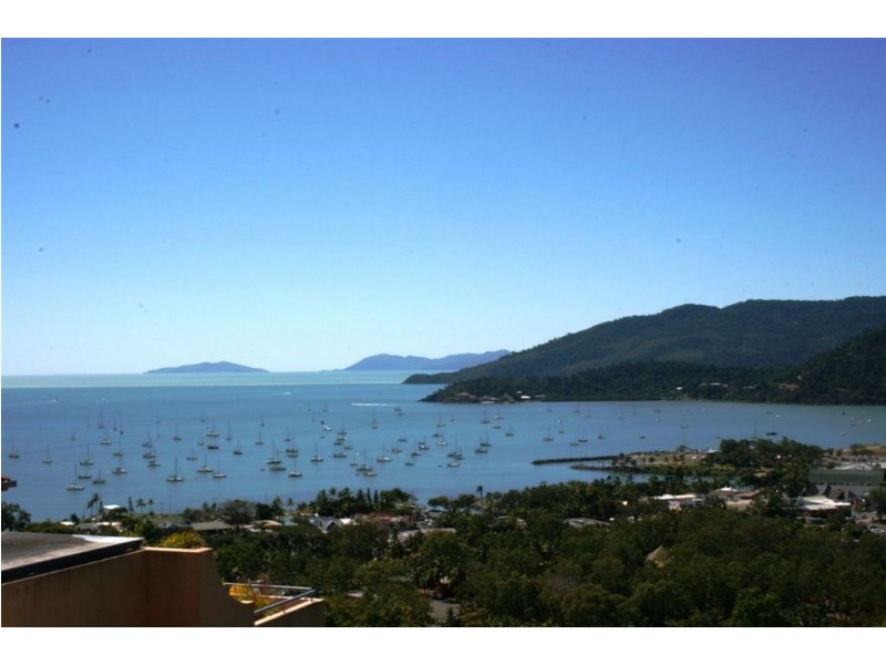 19a/18 Seaview Drive, Airlie Beach QLD 4802