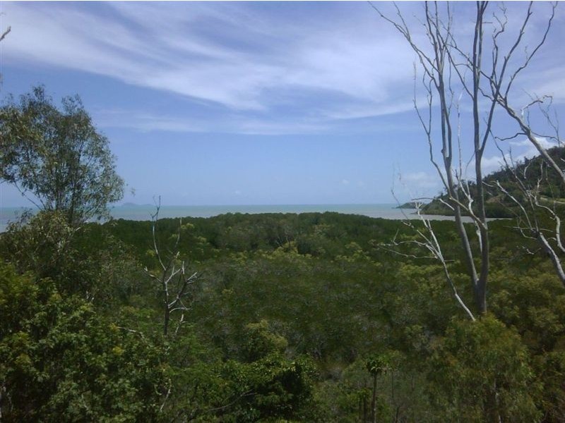 25A Macarthur Drive, Cannonvale QLD 4802