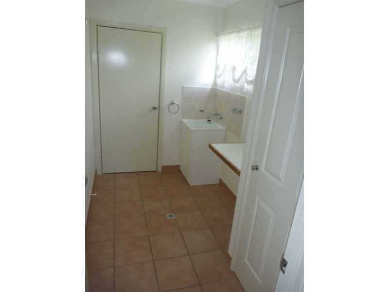 5 South Molle Blv, Cannonvale QLD 4802