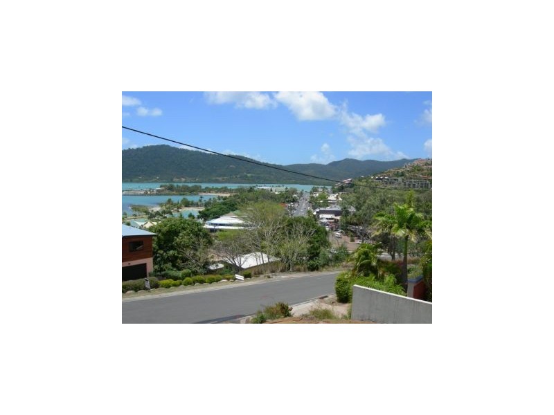 2/36 Airlie Crescent, Airlie Beach QLD 4802