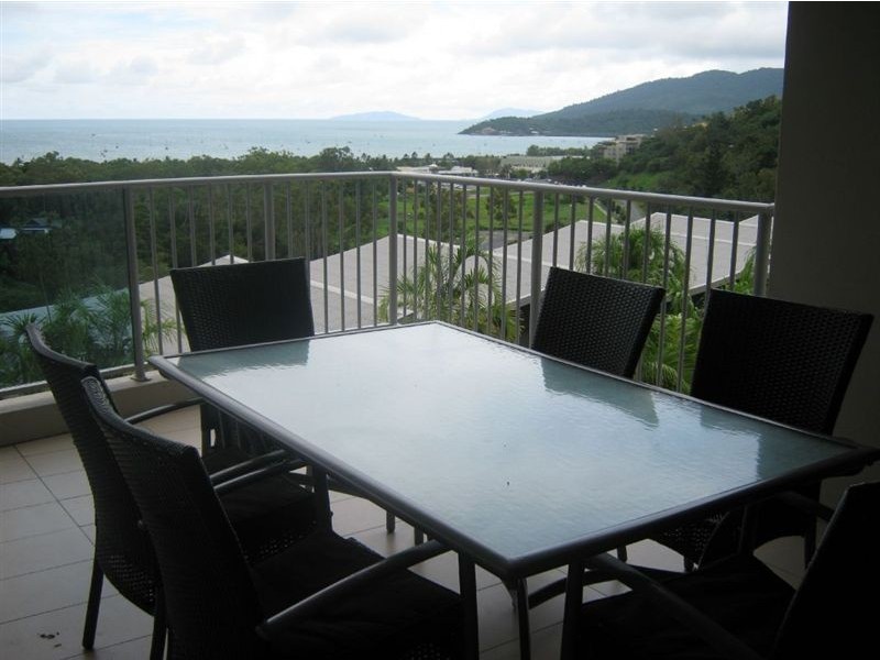 11/8 Raintree Place, Airlie Beach QLD 4802