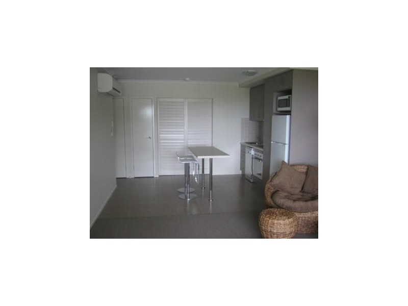 11/14 Waterson Way, Airlie Beach QLD 4802