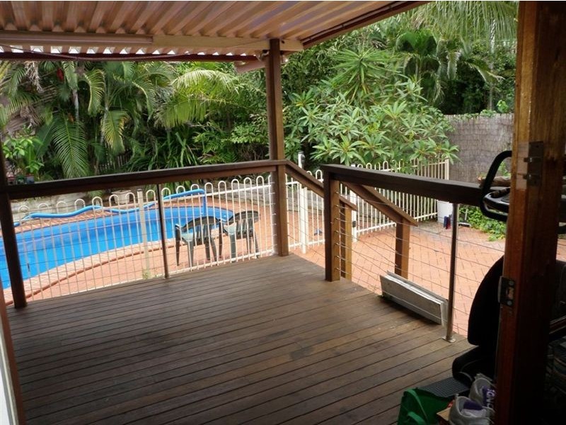 4 Cateran close, Cannonvale QLD 4802