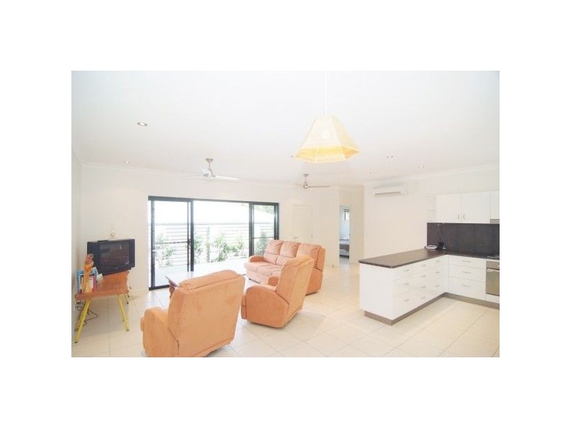 2/3 Shelter Court, Jubilee Pocket QLD 4802
