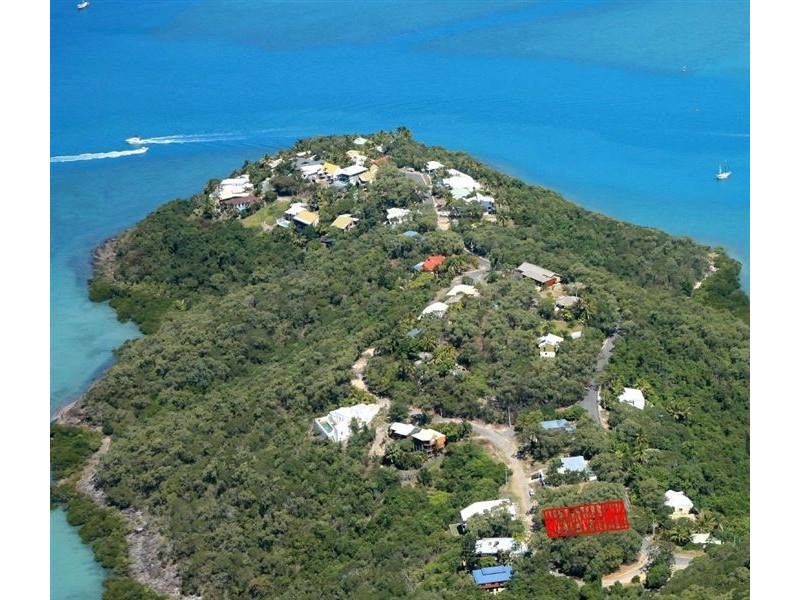 5 Harbour Avenue, Shute Harbour QLD 4802