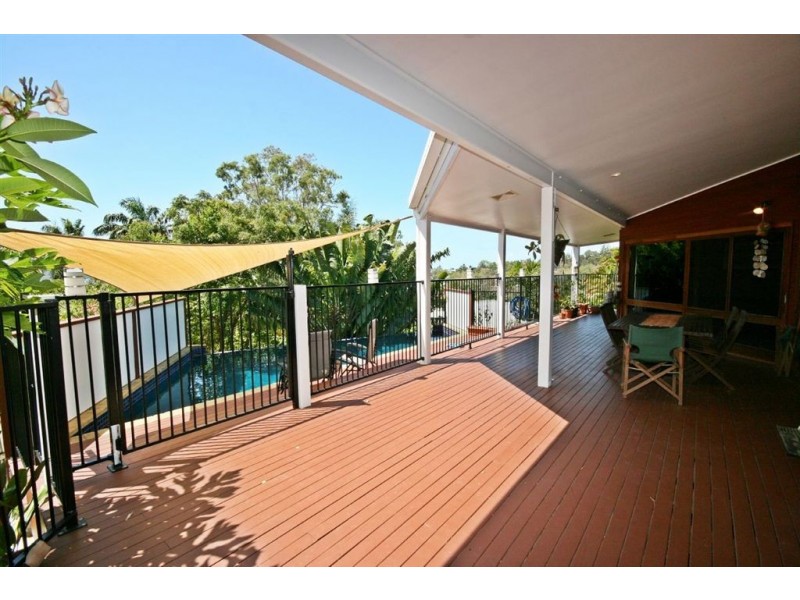 8 Arundel Court, Cannonvale QLD 4802