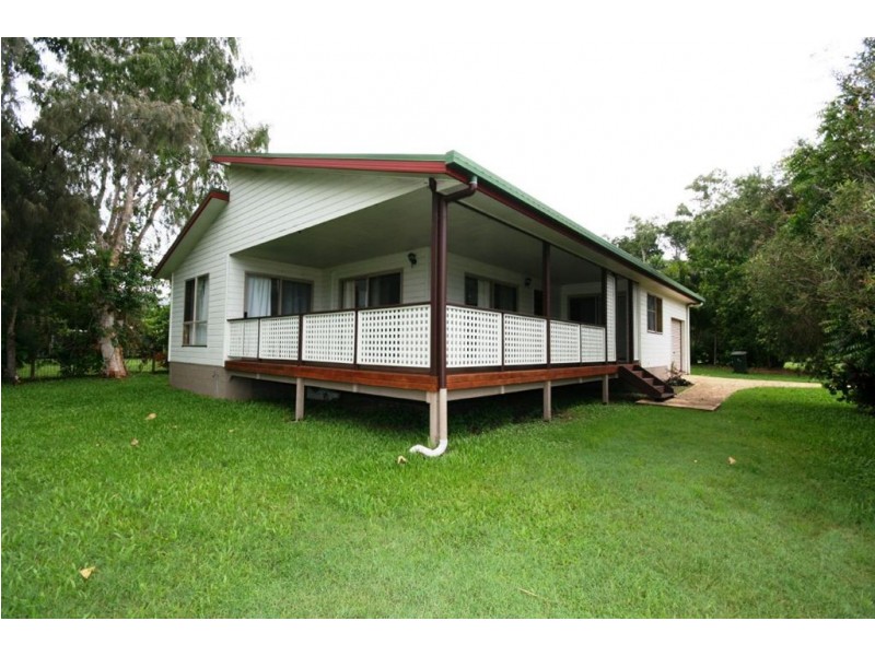 5 Grace Ave, Cannonvale QLD 4802