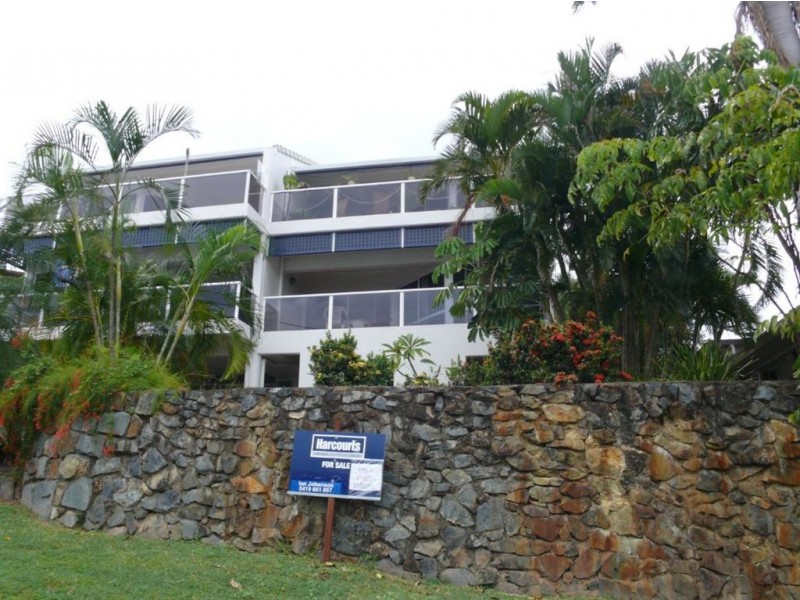 2 Seascape/26 Airlie Crescent, Airlie Beach QLD 4802