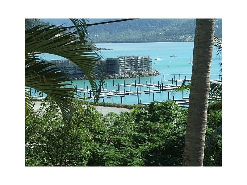 2 Seascape/26 Airlie Crescent, Airlie Beach QLD 4802
