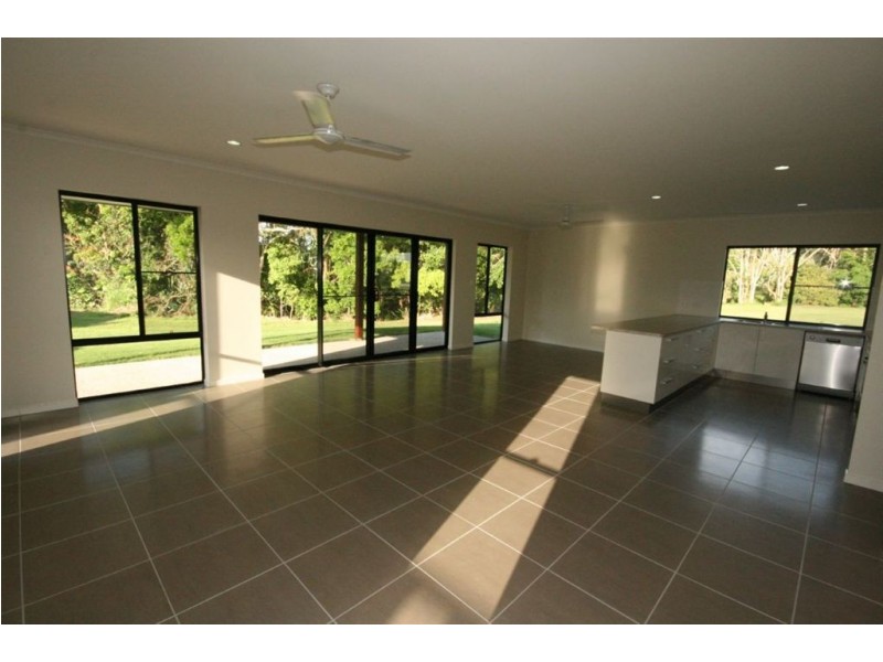 Lot 1-182 Shute Harbour Rd, Cannonvale QLD 4802