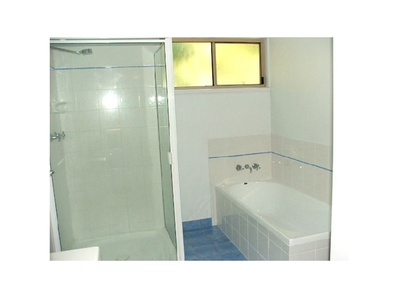 24 Stormvogel, Jubilee Pocket QLD 4802