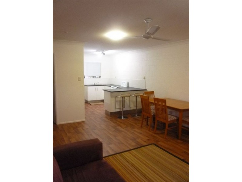 14/28 Island Drive, Cannonvale QLD 4802