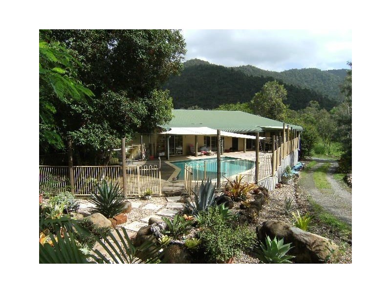 317 Sugarloaf, Sugarloaf QLD 4800