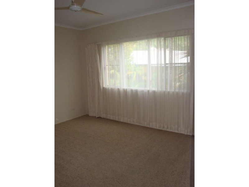 5/20 Island Drive, Cannonvale QLD 4802