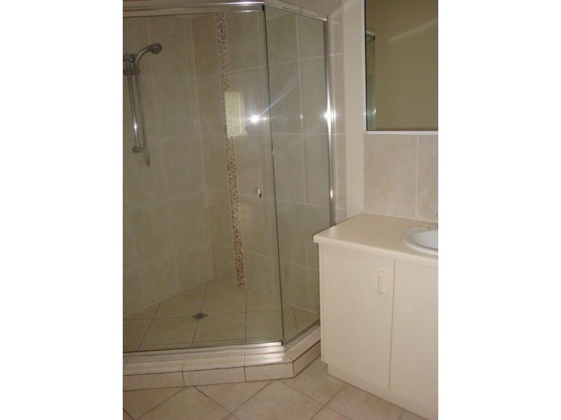 5/20 Island Drive, Cannonvale QLD 4802