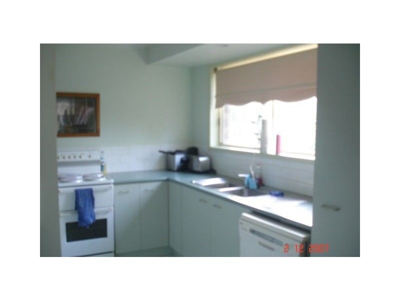 13 Cateran Close, Cannonvale QLD 4802