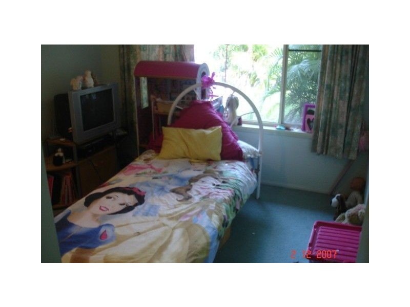 13 Cateran Close, Cannonvale QLD 4802