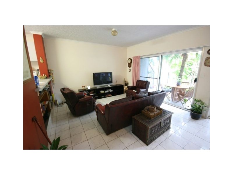 4/15 Tropic Road, Cannonvale QLD 4802