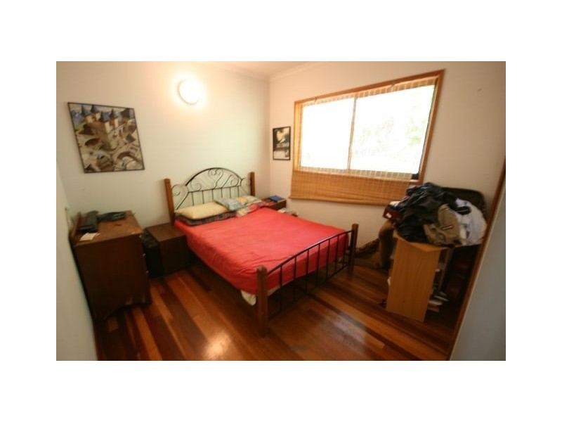 10 Macona Crescent, Cannonvale QLD 4802