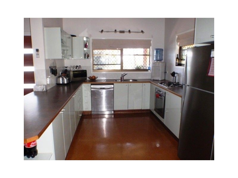 21 Jones Road, Cannonvale QLD 4802