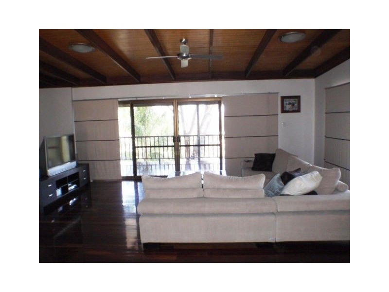 21 Jones Road, Cannonvale QLD 4802
