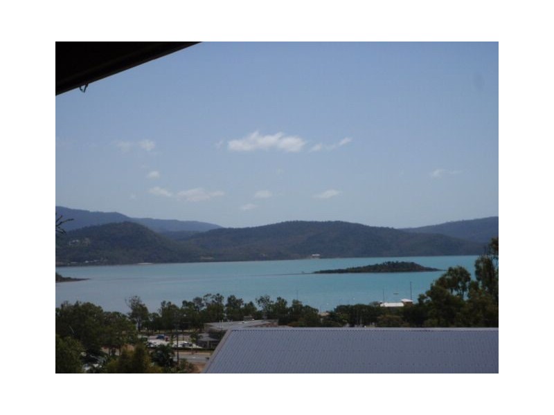 21 Jones Road, Cannonvale QLD 4802