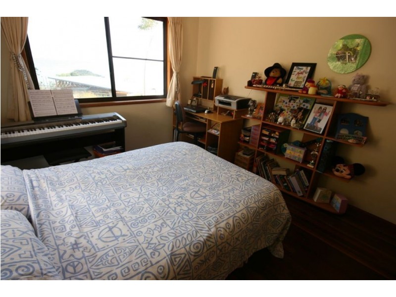 2 Stewart Drive, Cannonvale QLD 4802