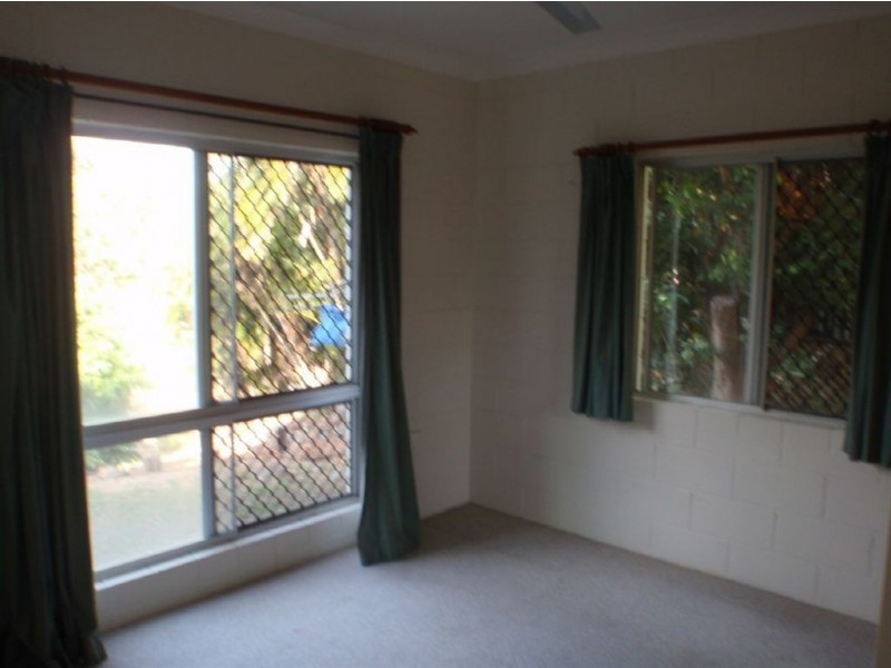 13 Barnes Place, Cannonvale QLD 4802