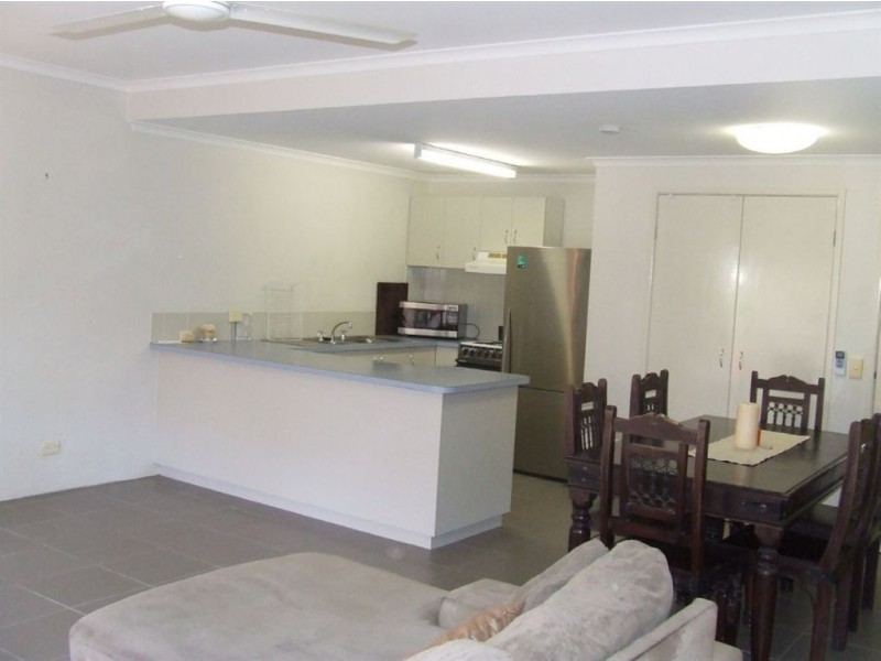 8/9 Erromango Drive, Jubilee Pocket QLD 4802