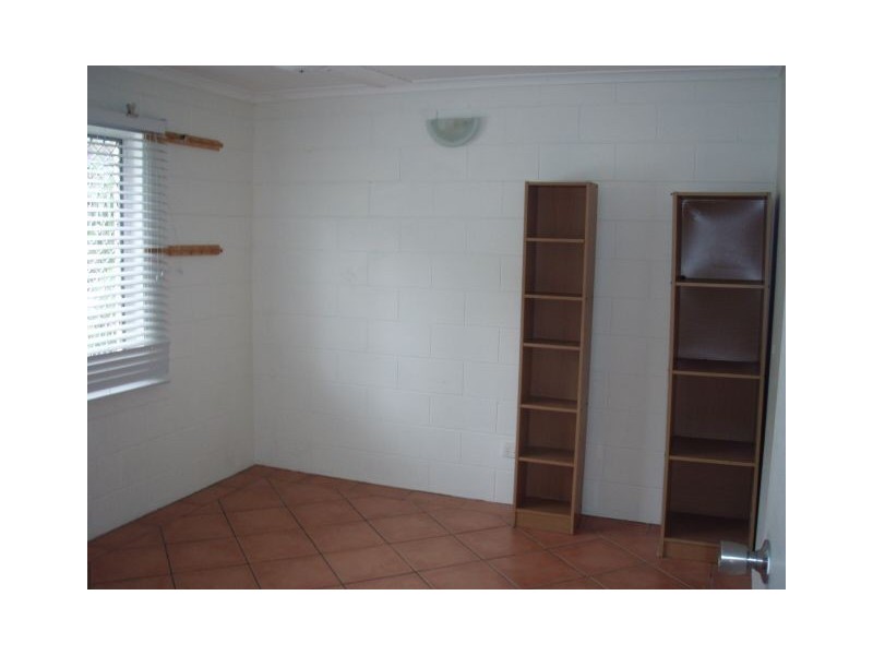 6/11 Island Drive, Cannonvale QLD 4802