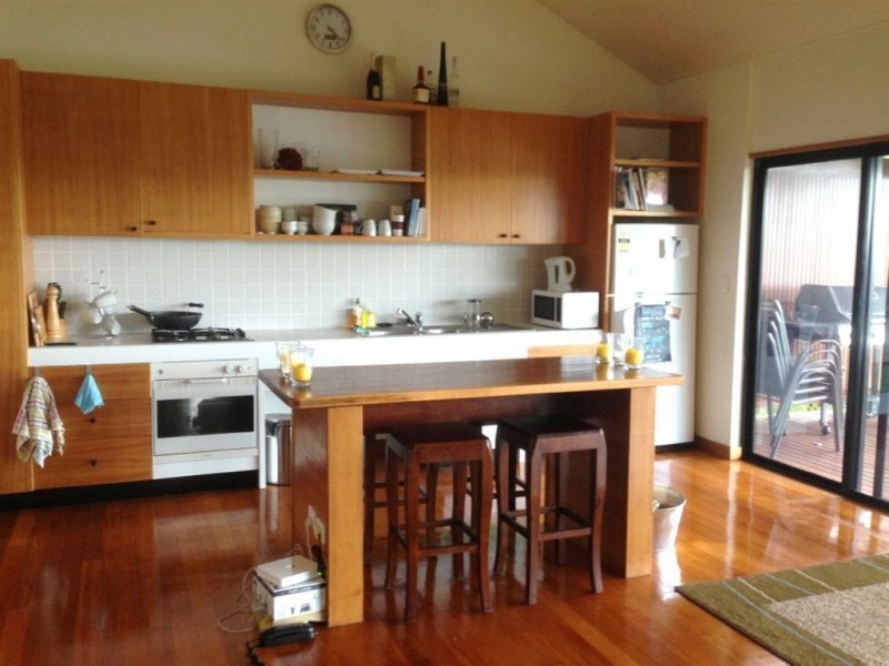 17 Passage Avenue, Shute Harbour QLD 4802