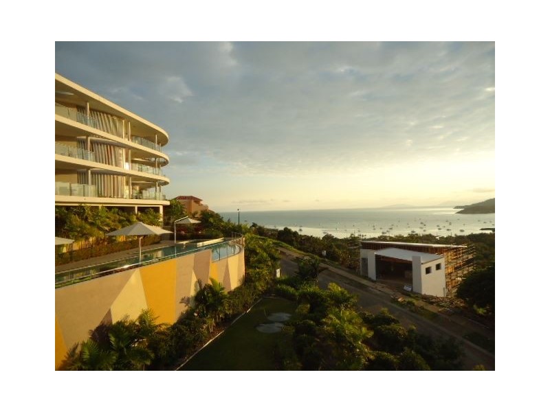 3b/18 Seaview Drive, Airlie Beach QLD 4802