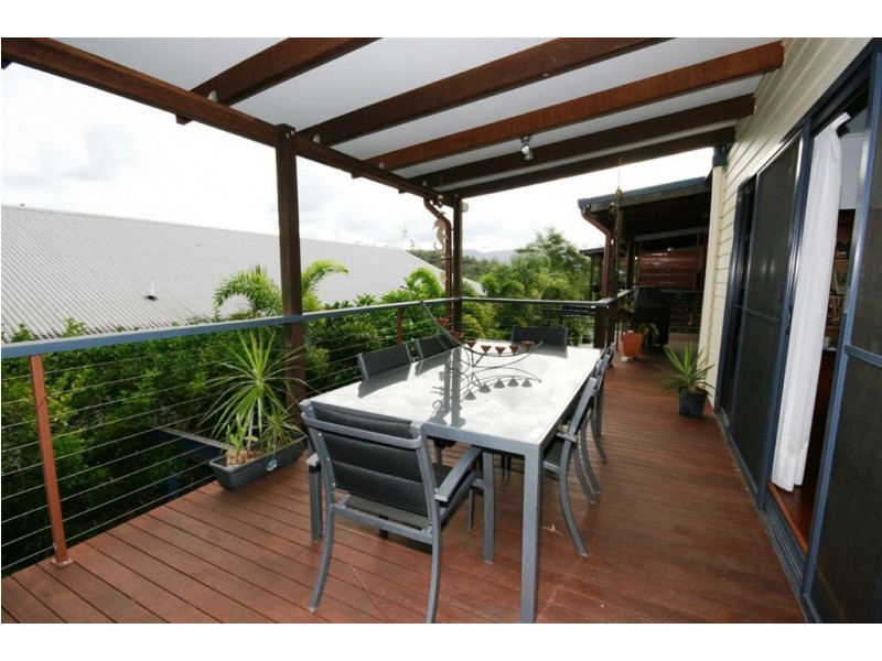 2/7 Border Drive, Cannonvale QLD 4802