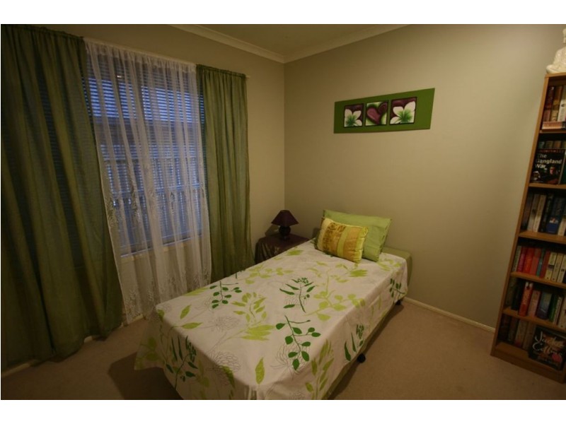10 Sanctuary Avenue, Jubilee Pocket QLD 4802