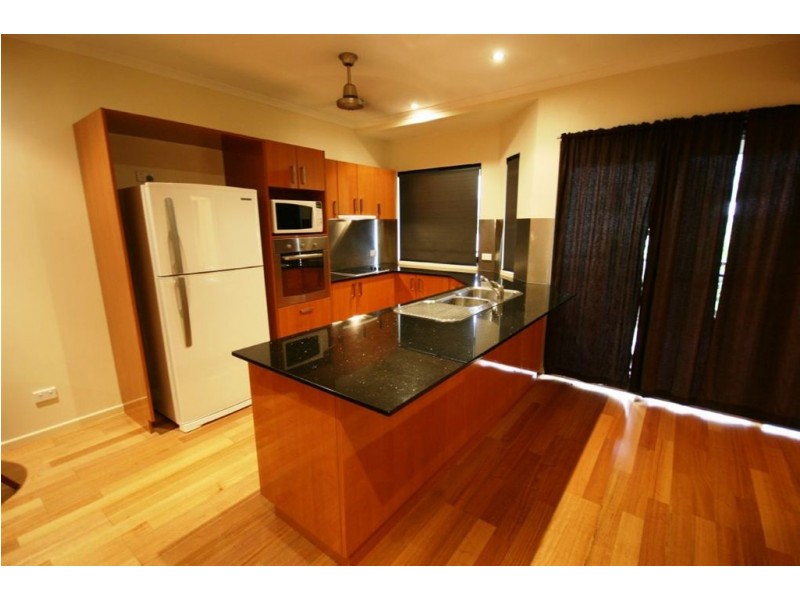 12/25 Abell Road, Cannonvale QLD 4802