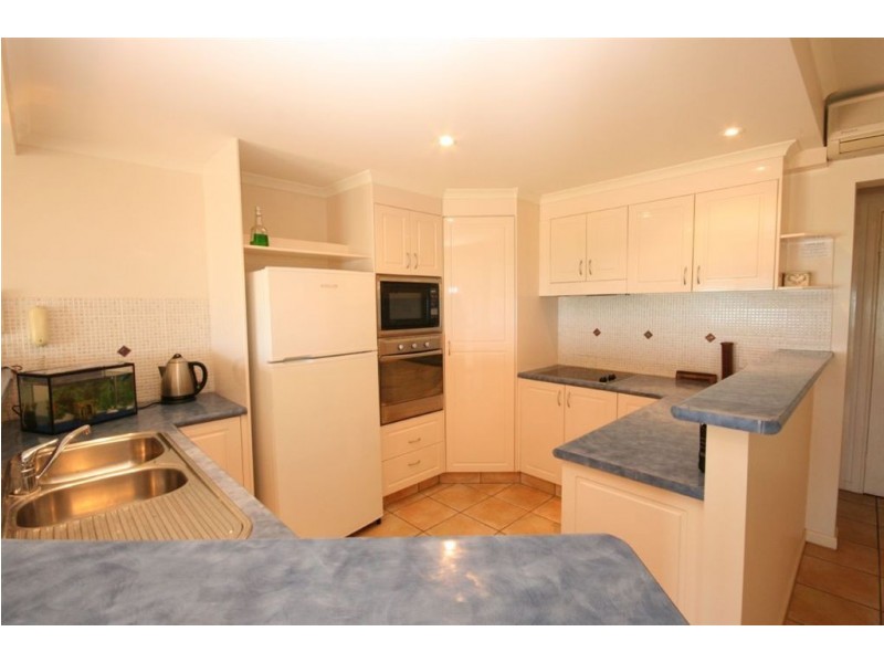 6/2 Nara Avenue, Airlie Beach QLD 4802