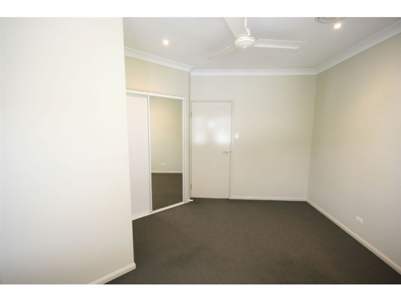 1/14 Altman Avenue, Cannonvale QLD 4802