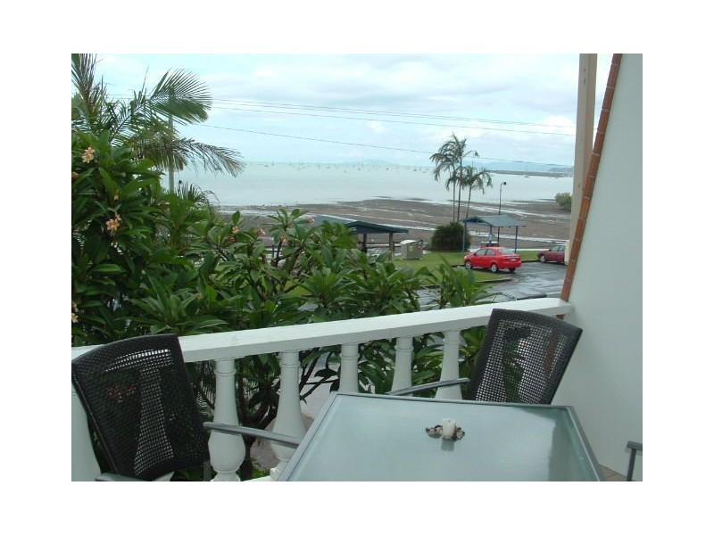 3/42 coral esplanade, Cannonvale QLD 4802