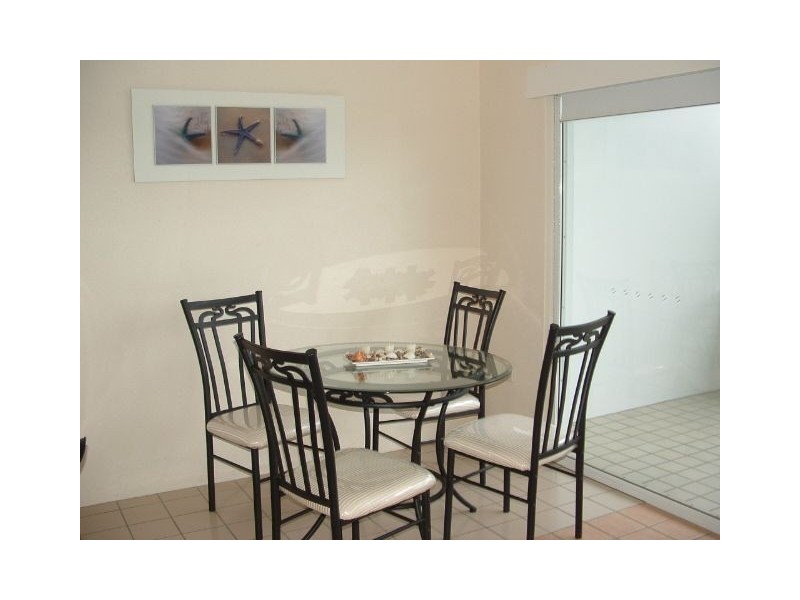 3/42 coral esplanade, Cannonvale QLD 4802