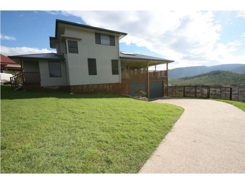 3/14 Hamilton Avenue, Cannonvale QLD 4802