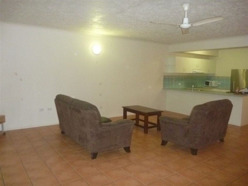 16/24 Island Drive, Cannonvale QLD 4802