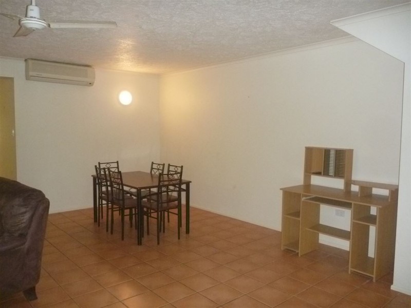 16/24 Island Drive, Cannonvale QLD 4802