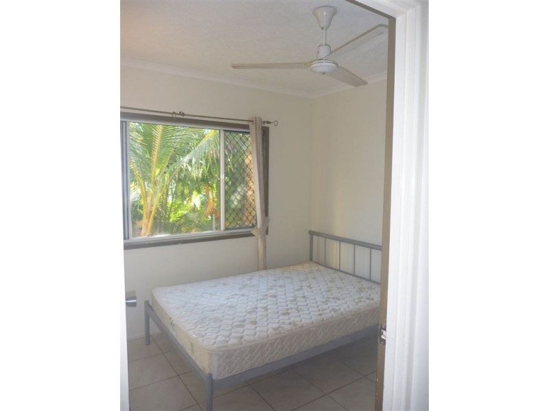 16/24 Island Drive, Cannonvale QLD 4802