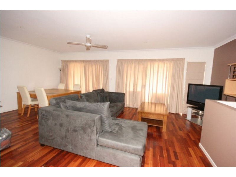13/21 Shute Harbour Road, Cannonvale QLD 4802