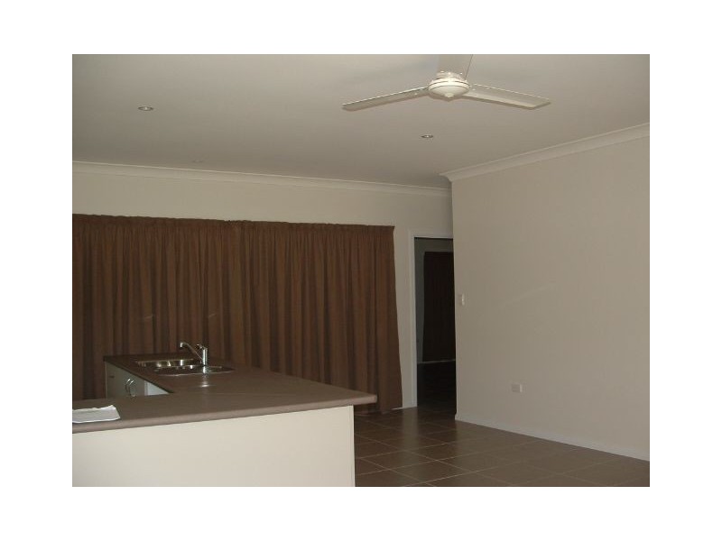 1/22 Sunset Drive, Jubilee Pocket QLD 4802