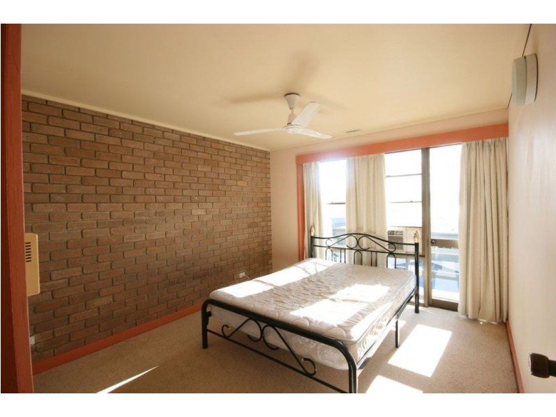 13/2 Lewis Street, Airlie Beach QLD 4802