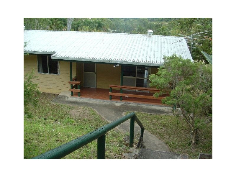 18 Warruga Street, Cannonvale QLD 4802