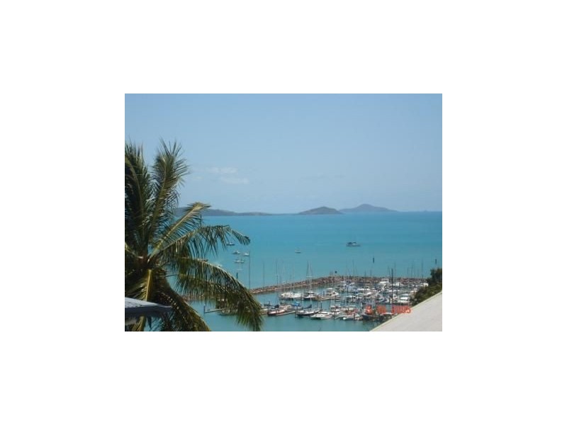 17/2 Lewis Street, Airlie Beach QLD 4802