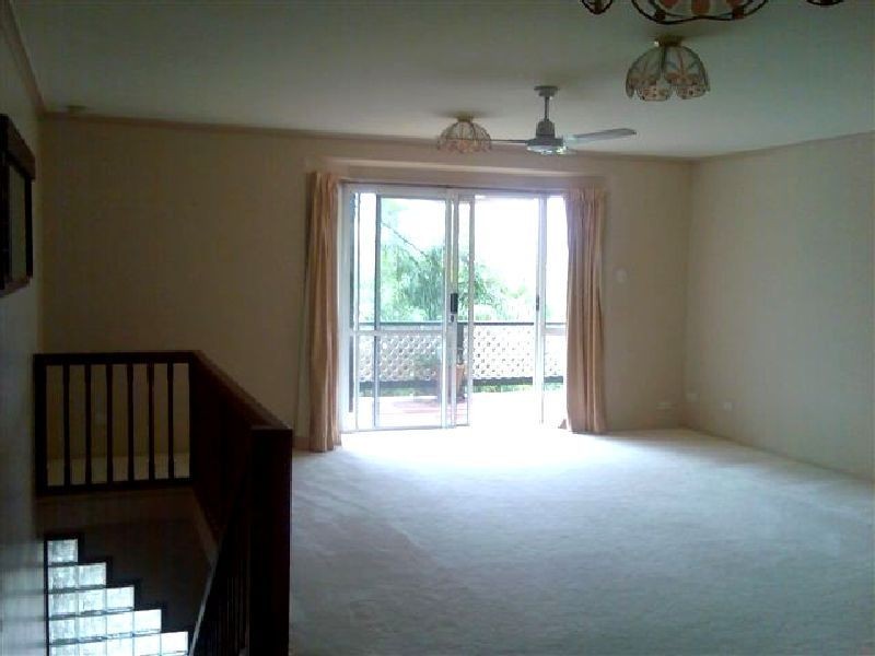 45 Manooka Drive, Cannonvale QLD 4802