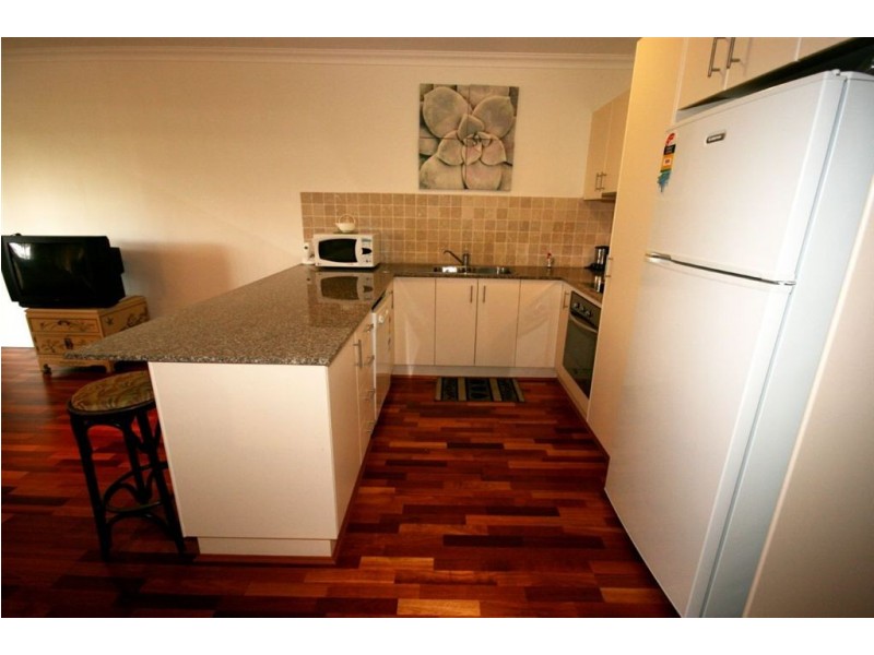 12/21 Shute Harbour Road, Cannonvale QLD 4802